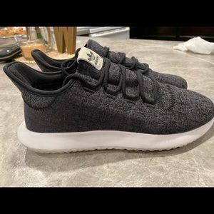 Women’s Adidas tubular shadow